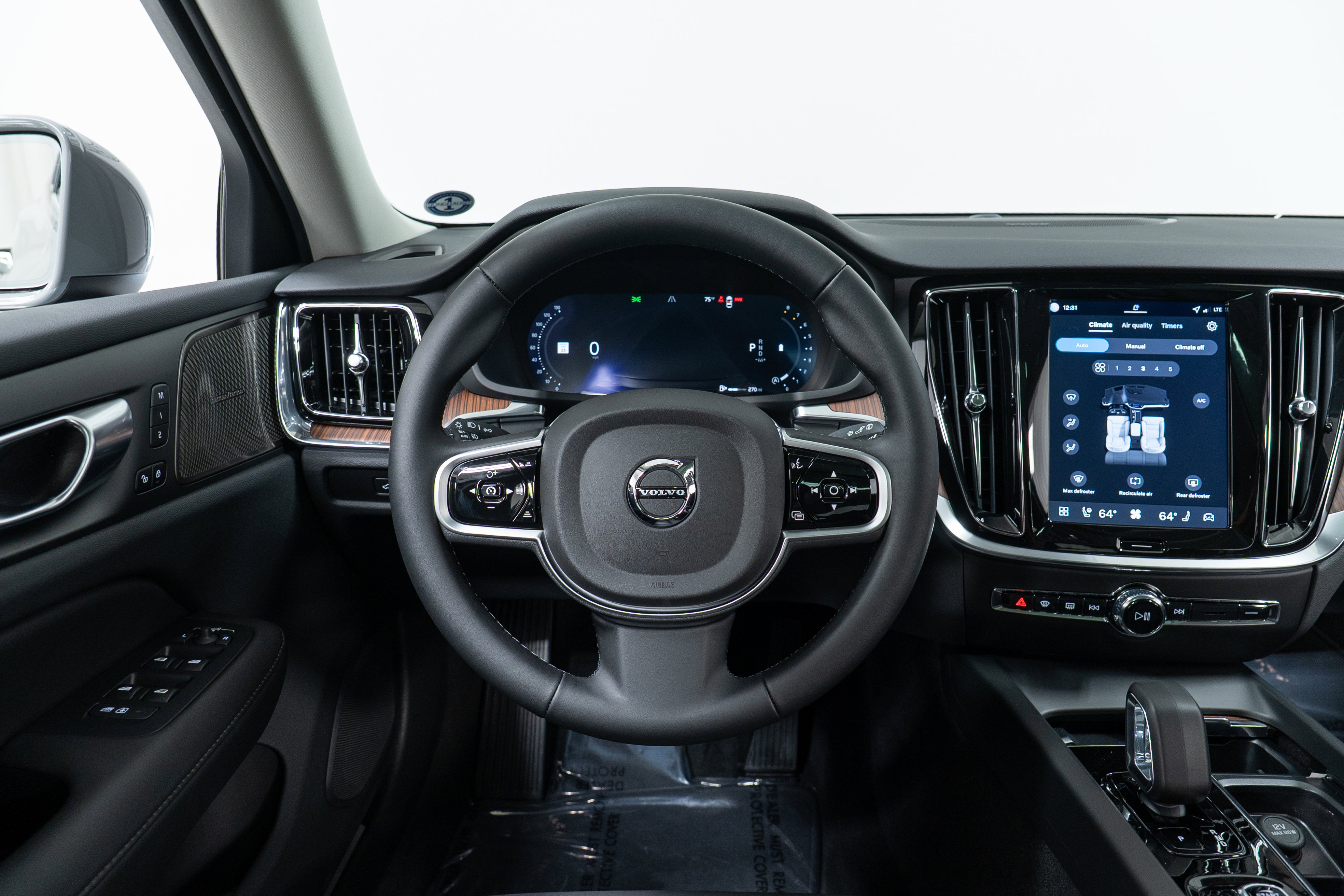 New 2026 Volvo V60 B5 Cross Country Plus w/ Climate Package image 17