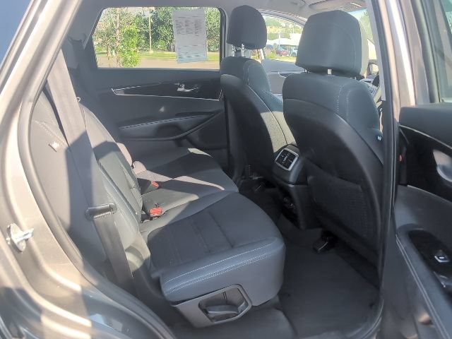 Used 2017 Kia Sorento AWD image 30