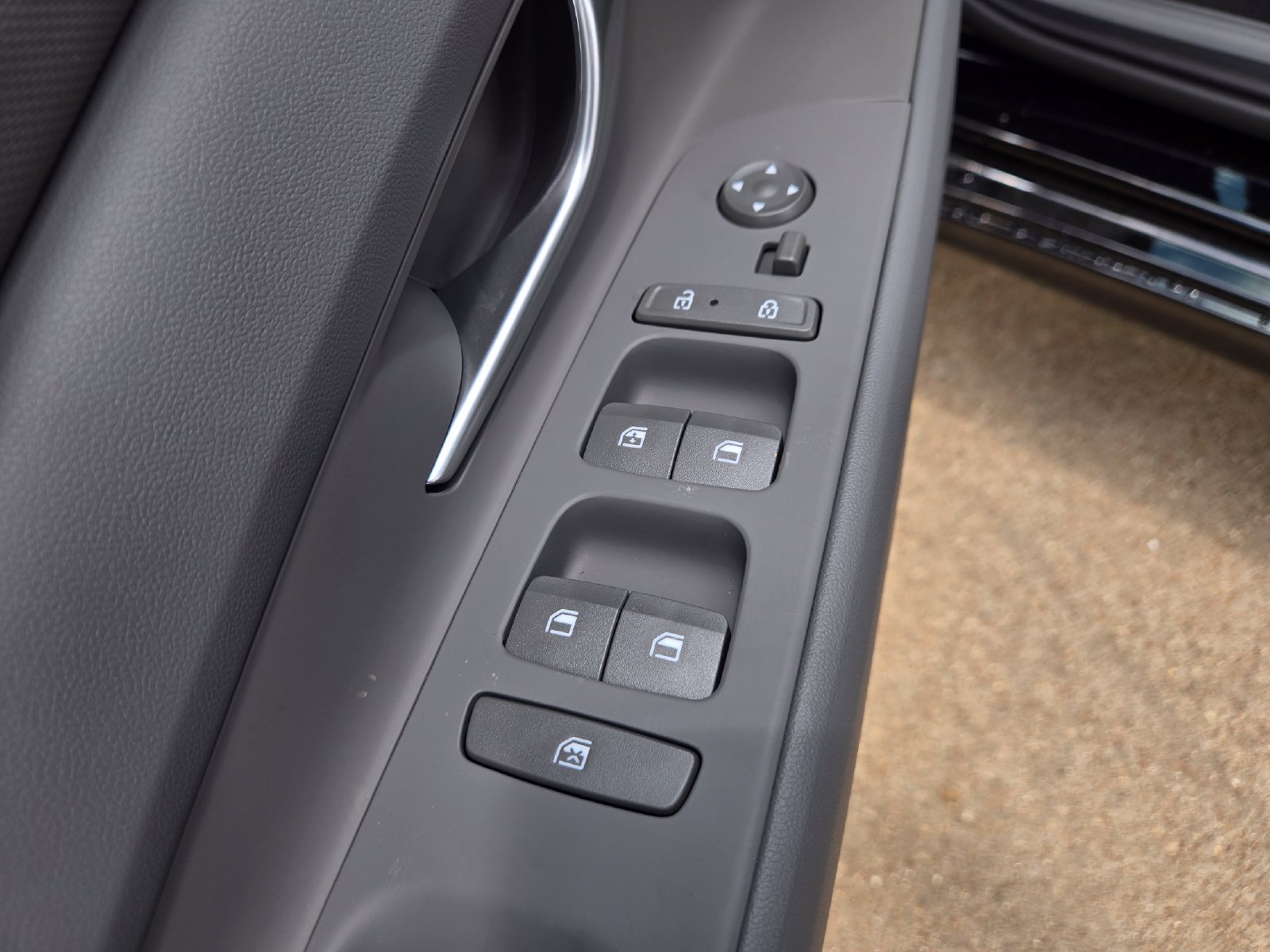 New 2026 Hyundai Elantra SEL Sport Premium FWD image 19