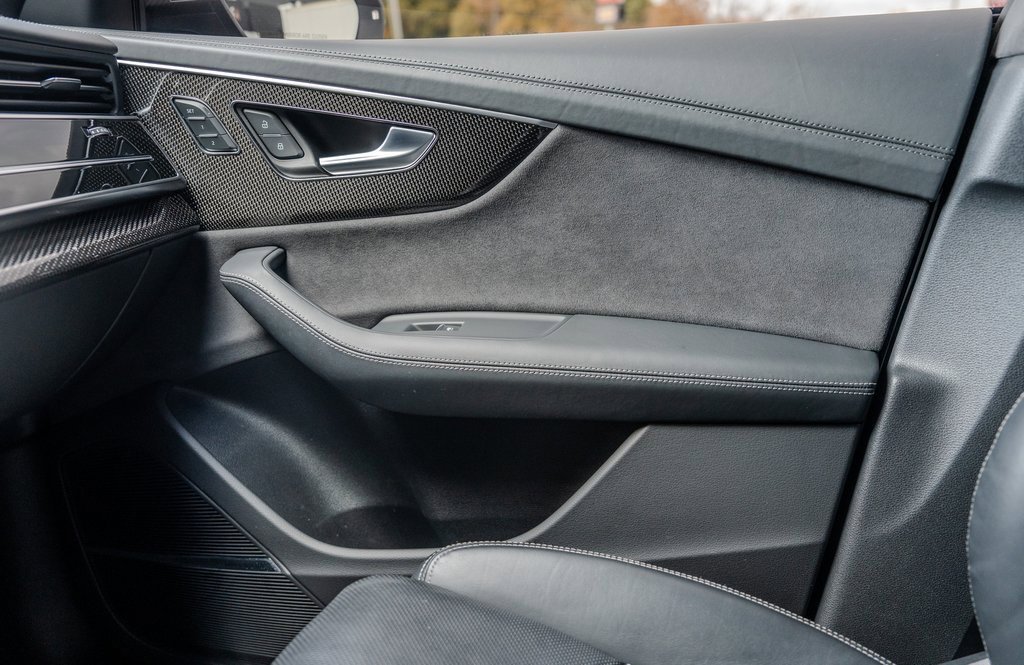 Used 2023 Audi SQ8 Prestige image 14