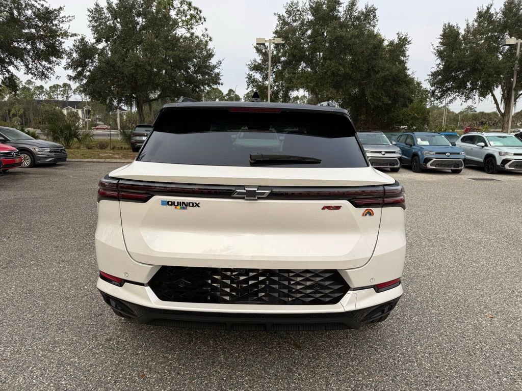 Used 2025 Chevrolet Equinox EV RS image 13