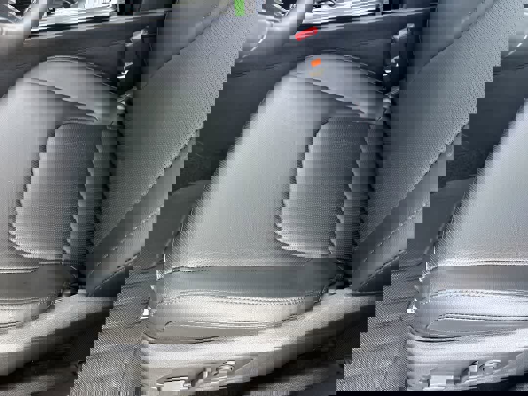 New 2026 Kia Sportage EX image 11