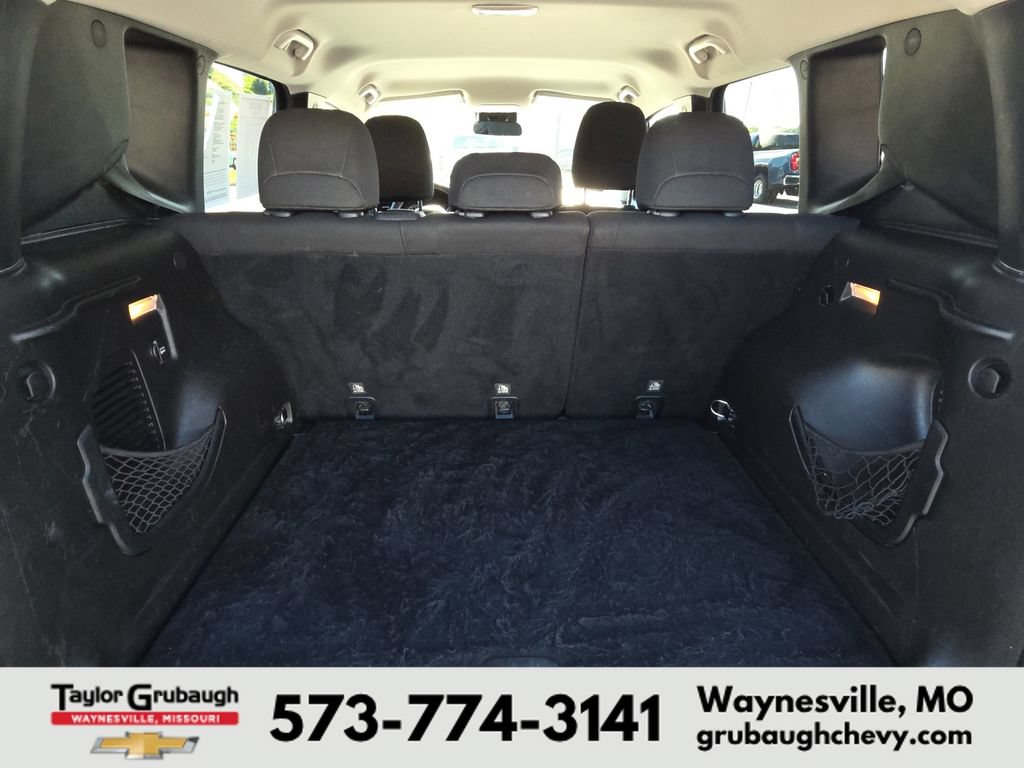 Used 2017 Jeep Renegade Latitude AWD/4WD image 31