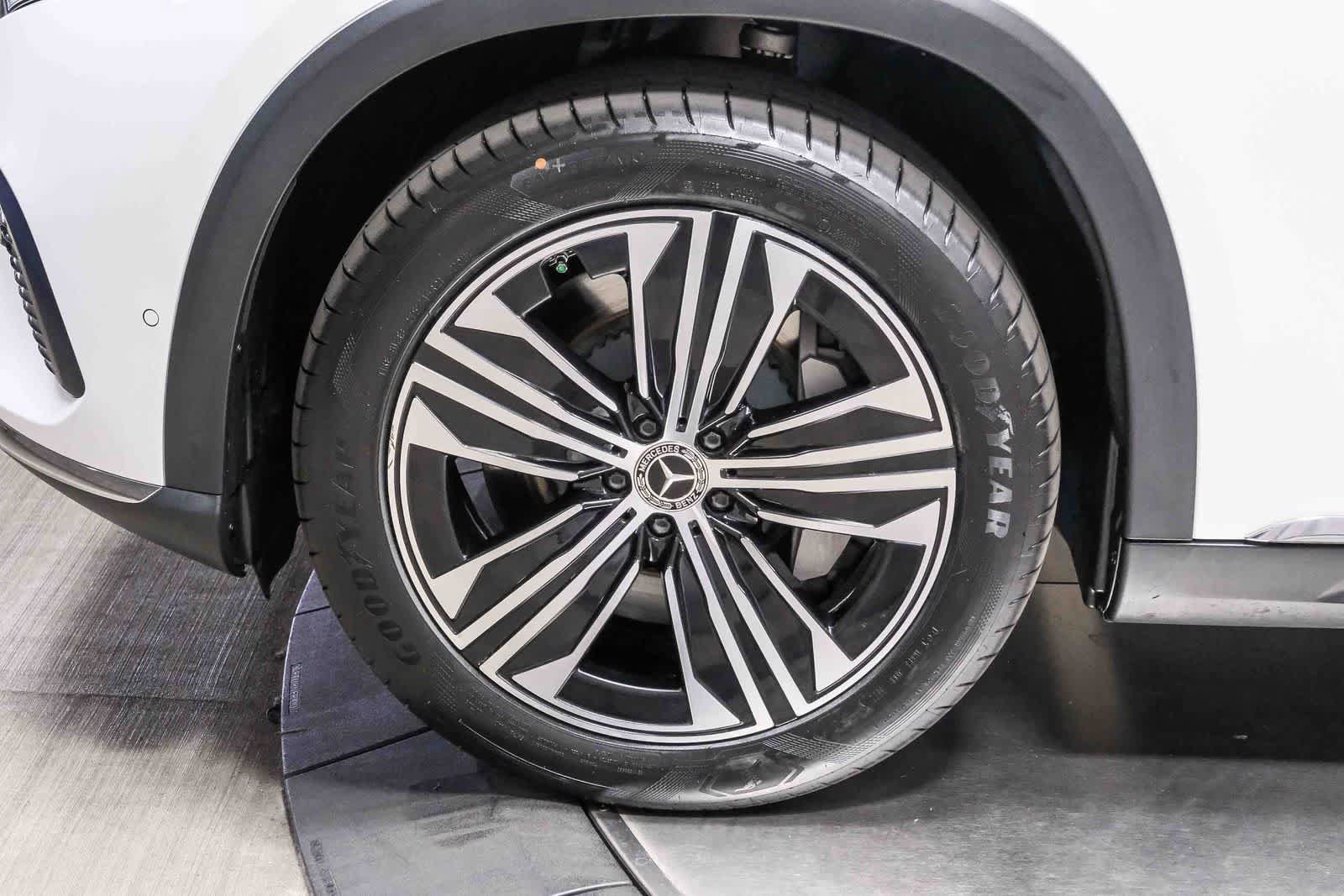 Certified 2023 Mercedes-Benz EQS 450+ SUV image 10
