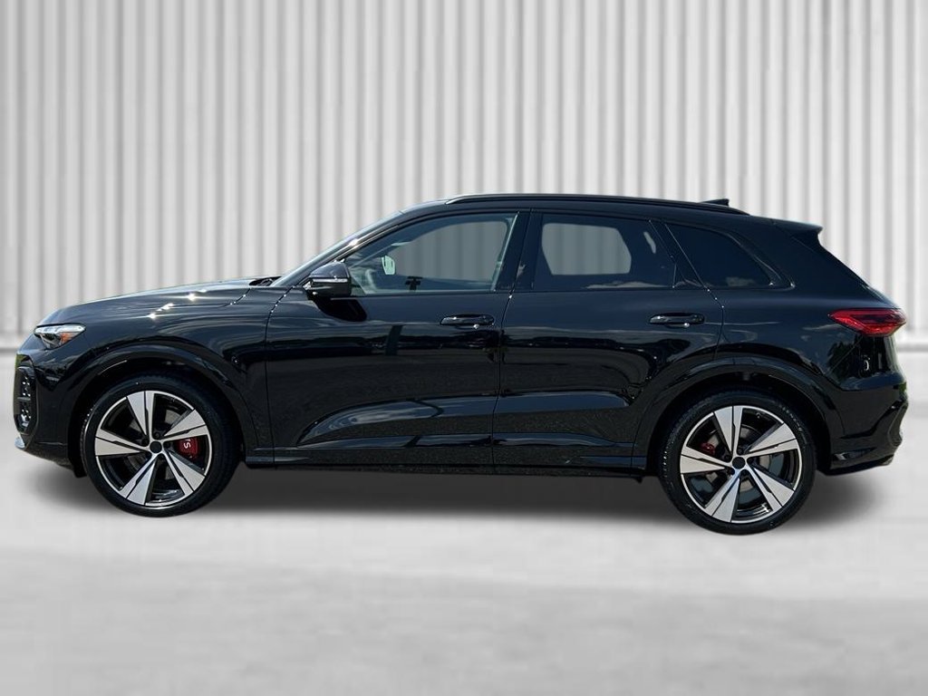 New 2026 Audi SQ5 Premium Plus AWD/4WD image 2