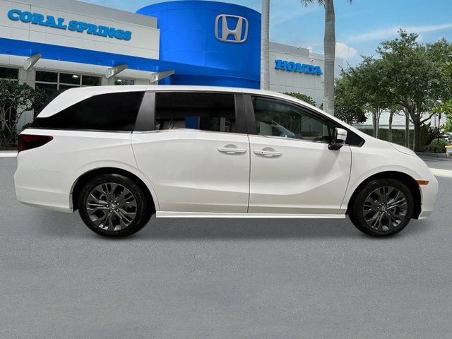 New 2026 Honda Odyssey Touring image 8