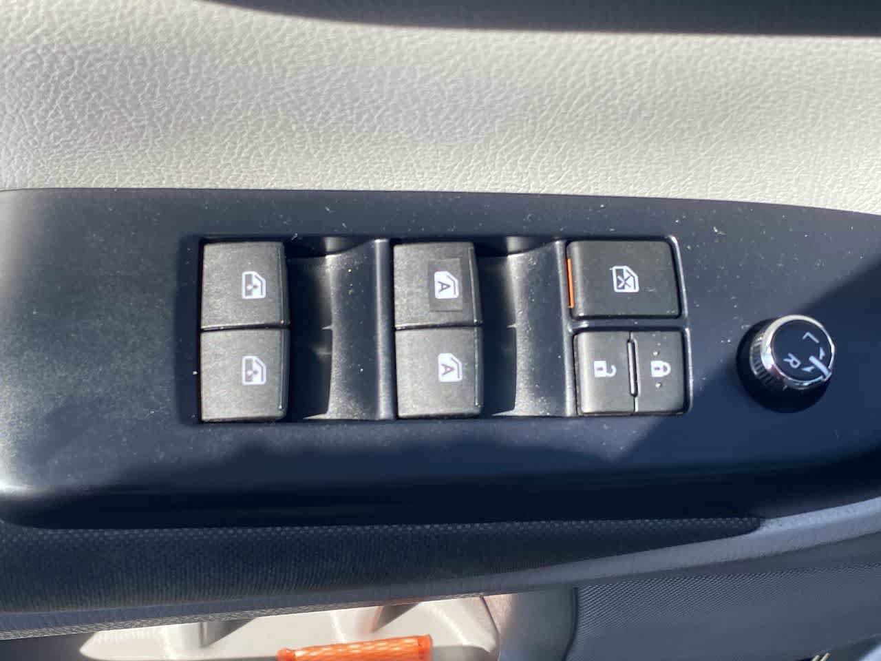 Certified 2019 Toyota Highlander LE AWD/4WD image 13
