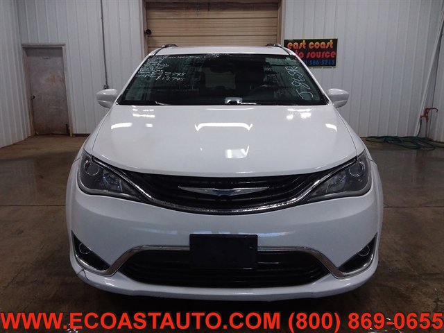 Used 2018 Chrysler Pacifica Touring-L image 7