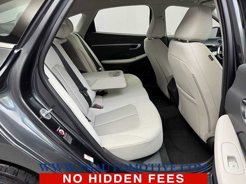 Used 2023 Hyundai Sonata SEL w/ Cargo Package FWD image 17