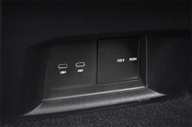 Used 2023 Volkswagen Atlas SE w/ Panoramic Sunroof Package image 24