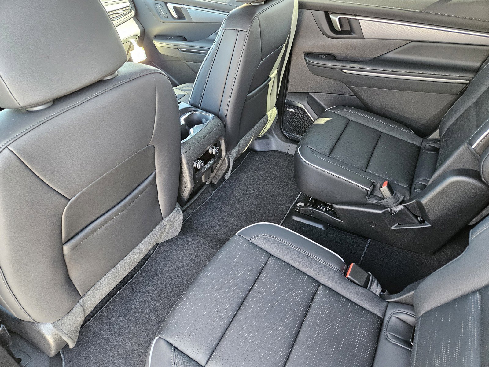 New 2026 Buick Enclave Sport Touring w/ Power Package FWD image 20