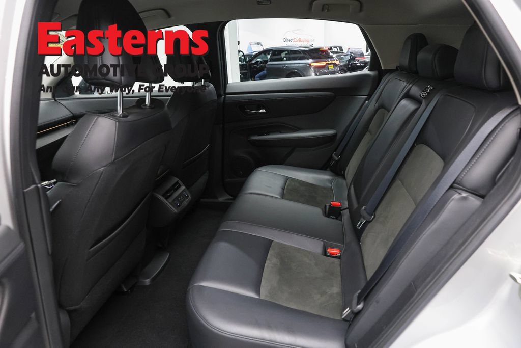 Used 2023 Nissan Ariya FWD image 22