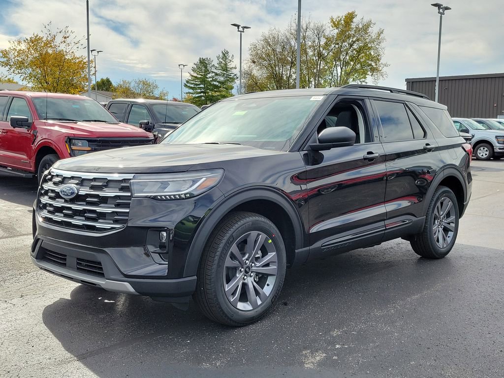 New 2026 Ford Explorer Active w/ Active Comfort Package image 8
