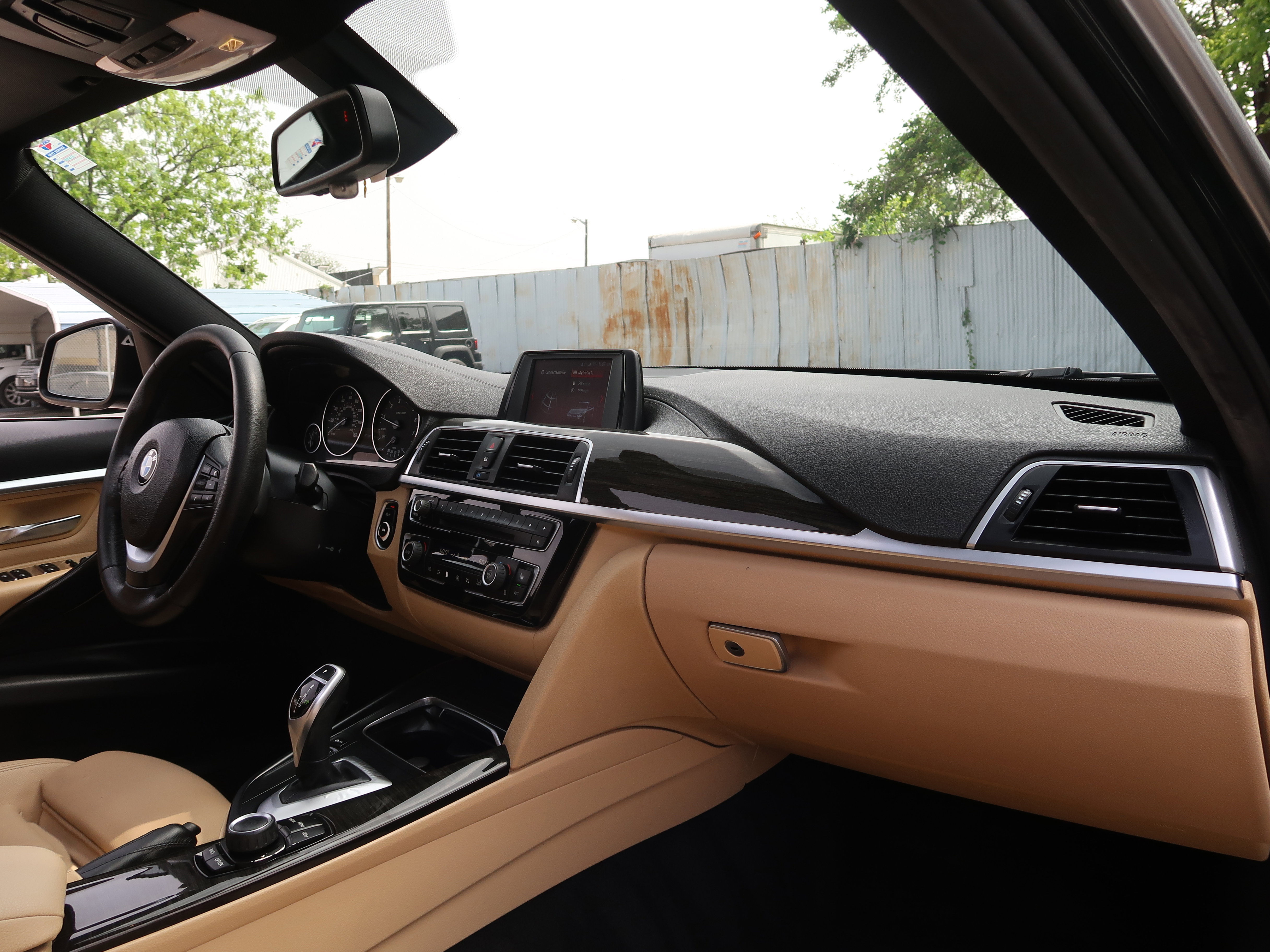 Used 2018 BMW 330i Sedan w/ Convenience Package RWD image 27