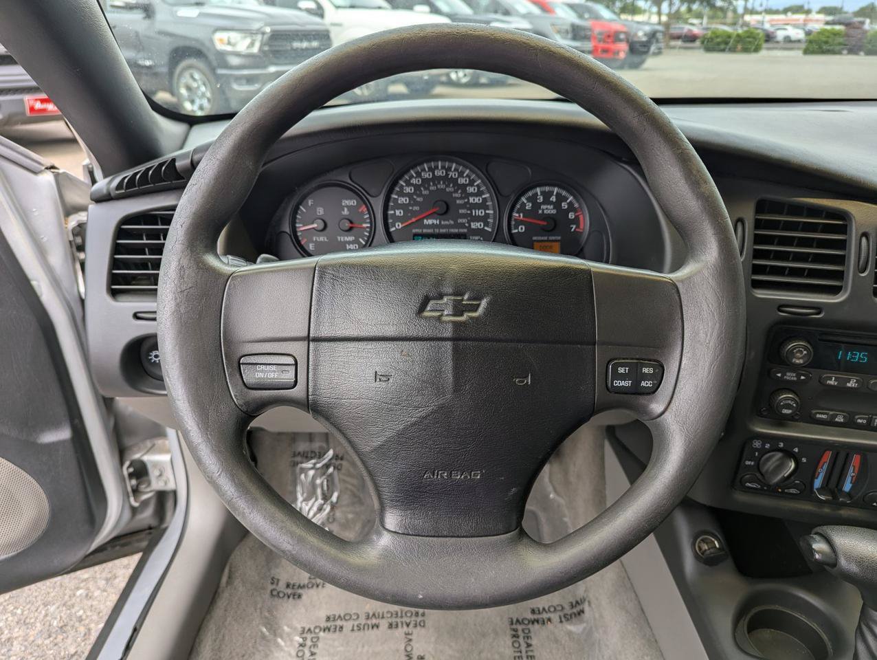 Used 2003 Chevrolet Monte Carlo LS FWD image 12