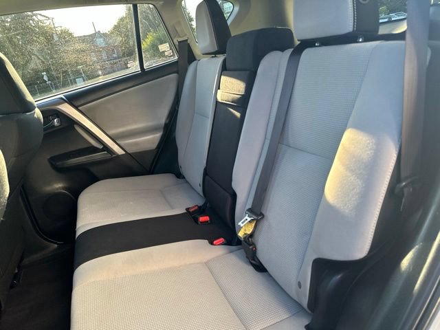 Used 2017 Toyota RAV4 XLE w/ Carpet Mat Package AWD/4WD image 14