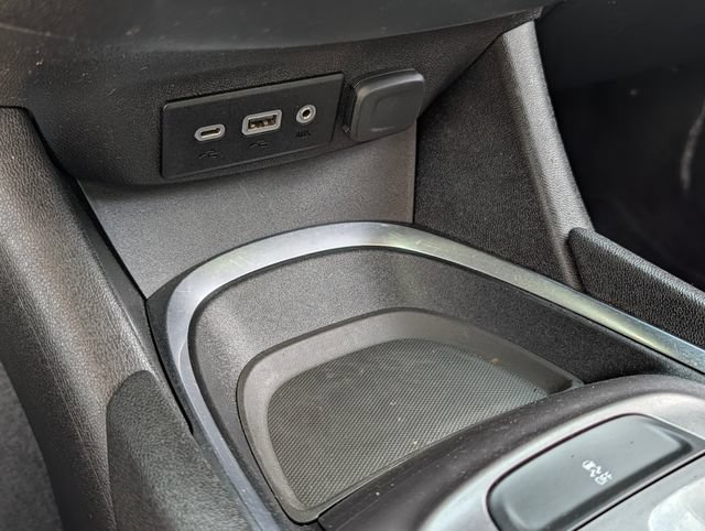 Used 2021 Chevrolet Malibu LT FWD image 23
