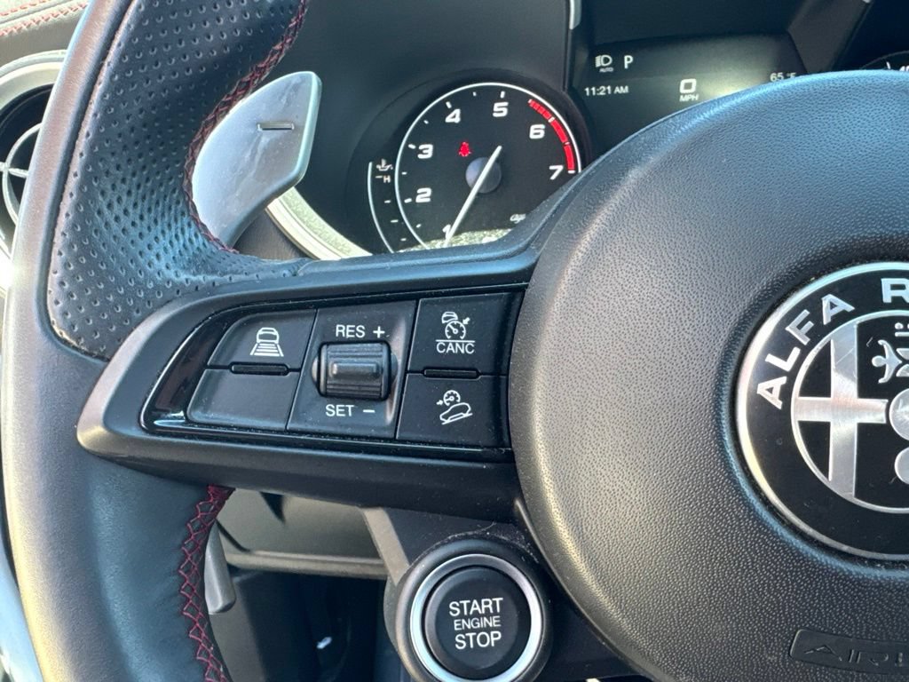 Used 2023 Alfa Romeo Stelvio Estrema AWD/4WD image 37