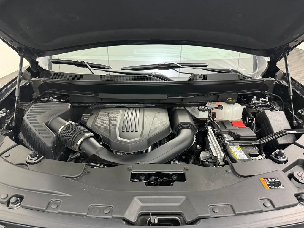 Used 2025 GMC Acadia AT4 AWD/4WD image 34