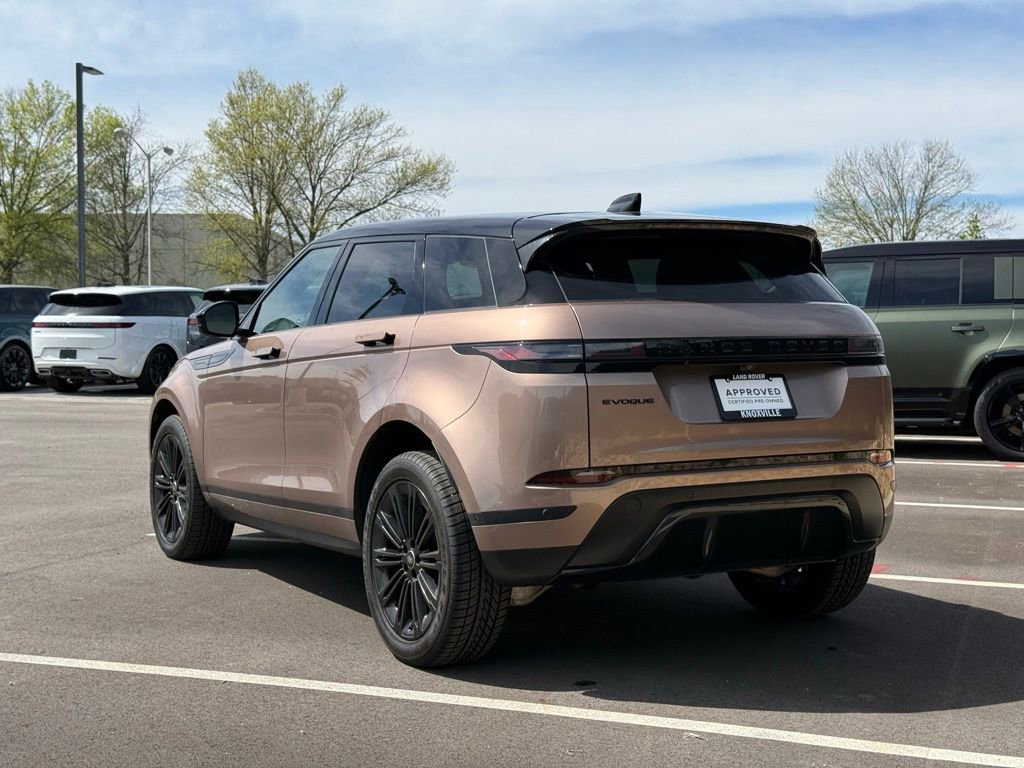 Used 2024 Land Rover Range Rover Evoque S image 9