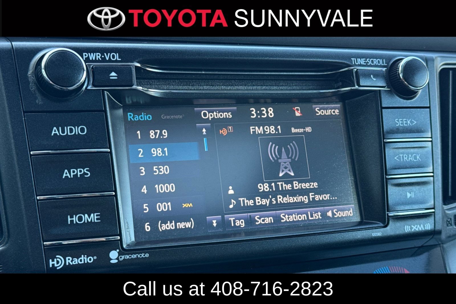 Used 2017 Toyota RAV4 XLE w/ Plus Extra Value Package FWD image 22