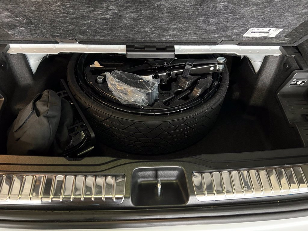 Certified 2025 Mercedes-Benz GLS 580 4MATIC image 39
