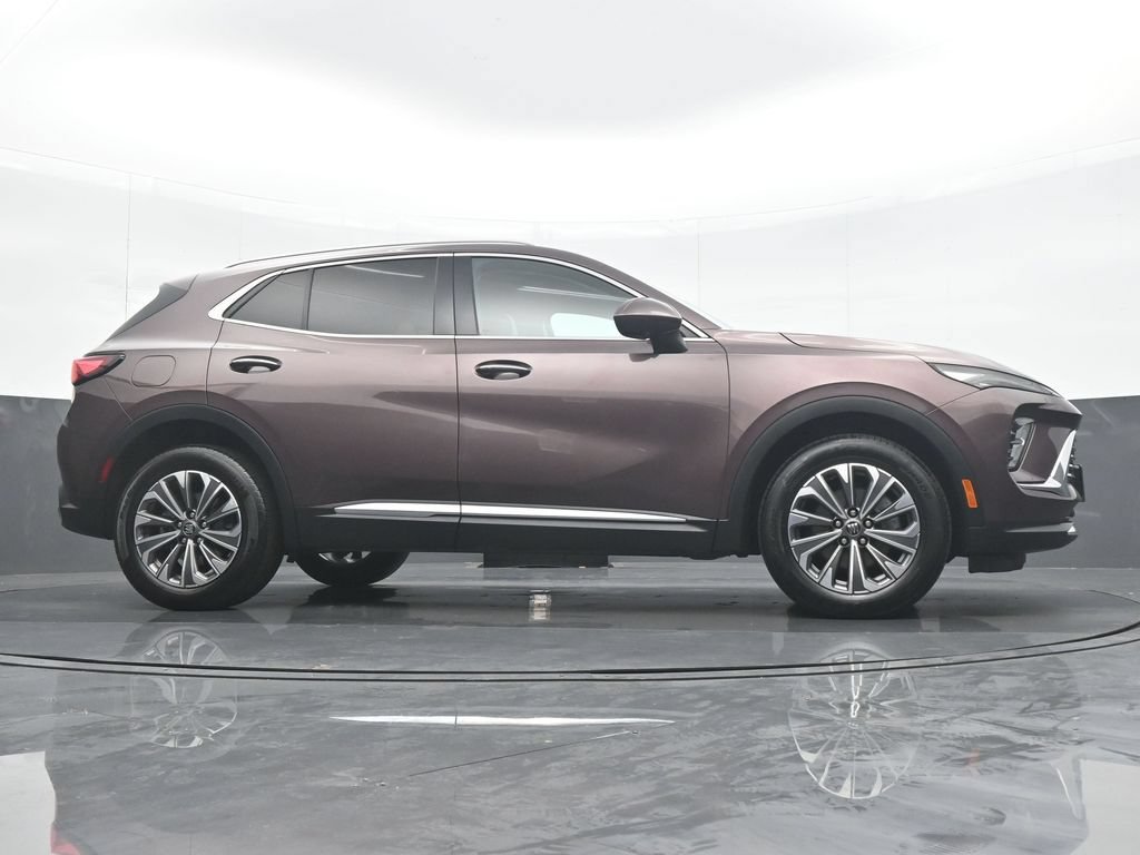 Used 2024 Buick Envision Preferred AWD/4WD image 31