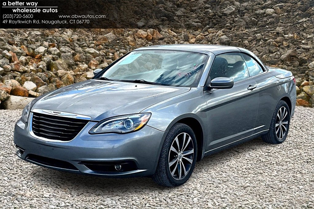 Used 2011 Chrysler 200 S