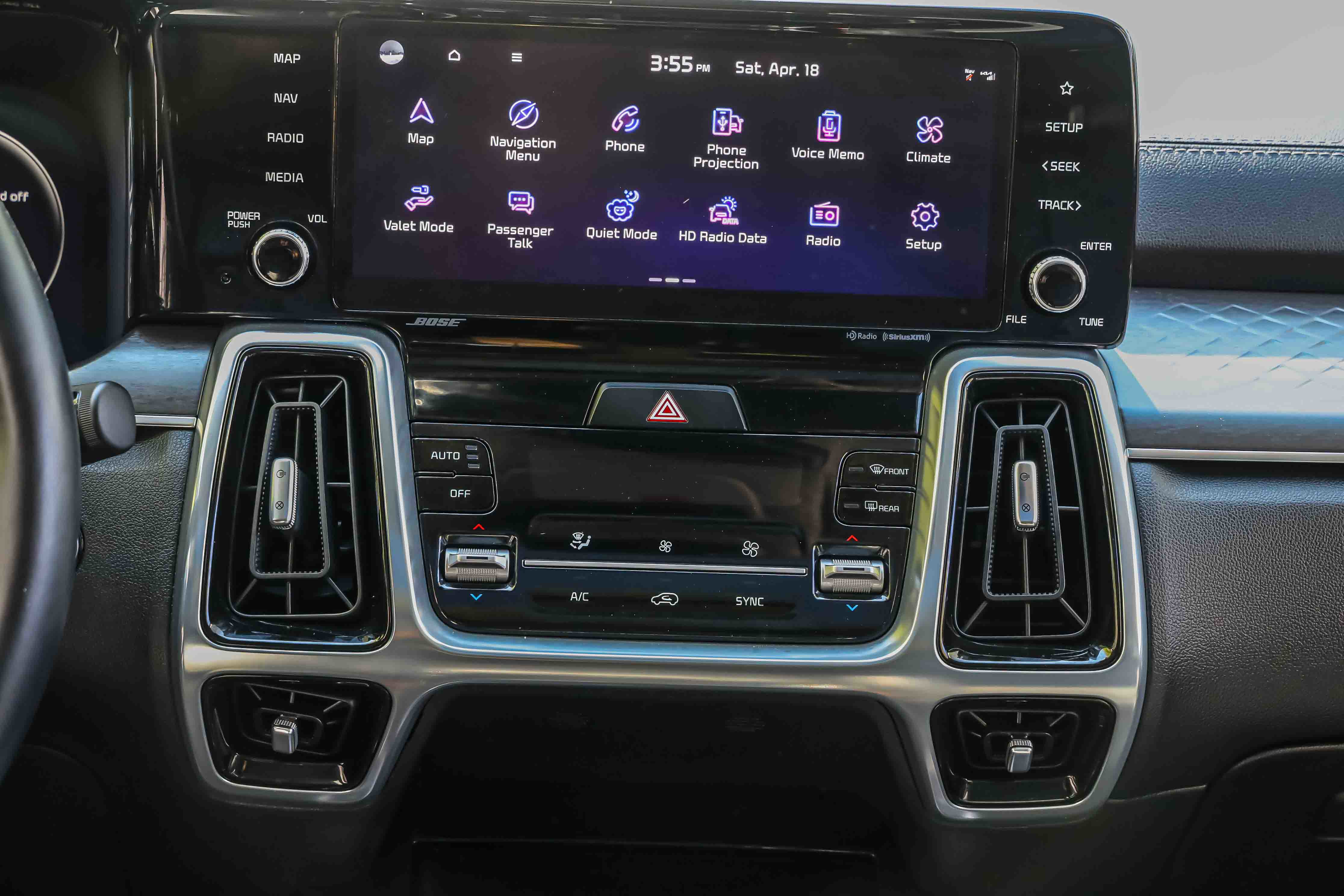 Certified 2023 Kia Sorento SX image 12