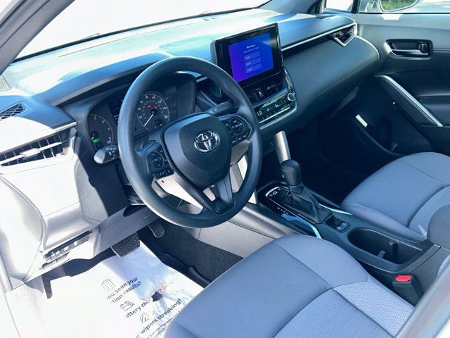 Used 2023 Toyota Corolla Cross AWD Hybrid image 21