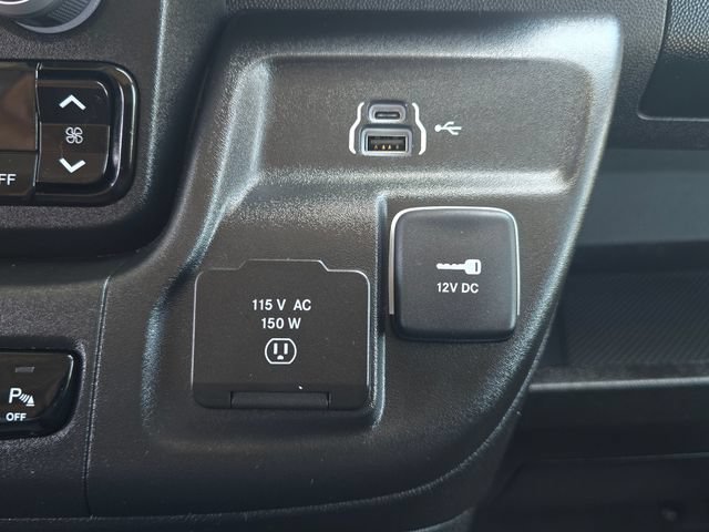 Used 2025 RAM ProMaster 2500 w/ Crew Van Package FWD image 16