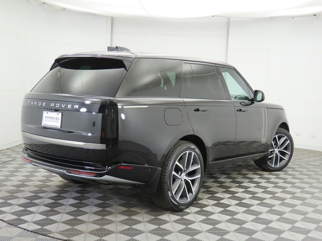 Certified 2024 Land Rover Range Rover SE image 5