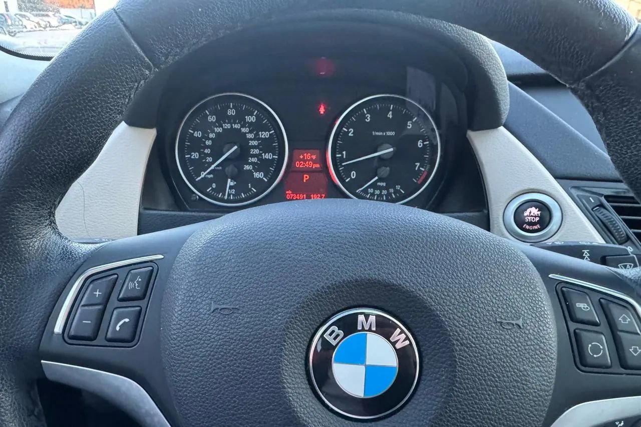 Used 2015 BMW X1 sDrive28i RWD image 23