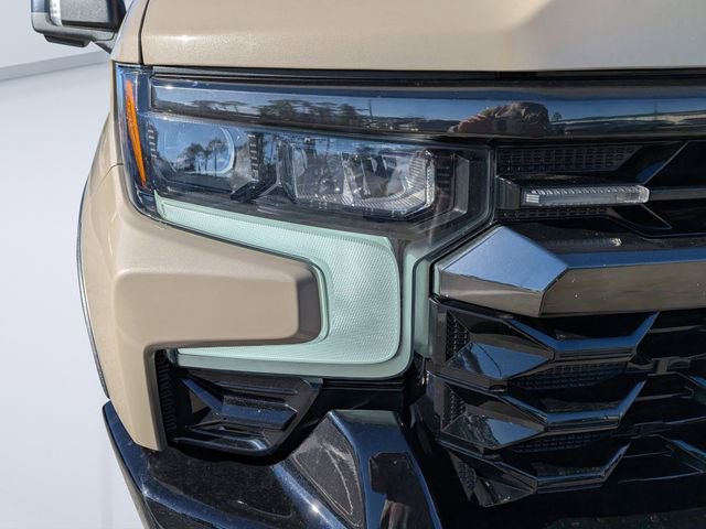 Used 2023 Chevrolet Silverado 1500 ZR2 w/ Technology Package image 8