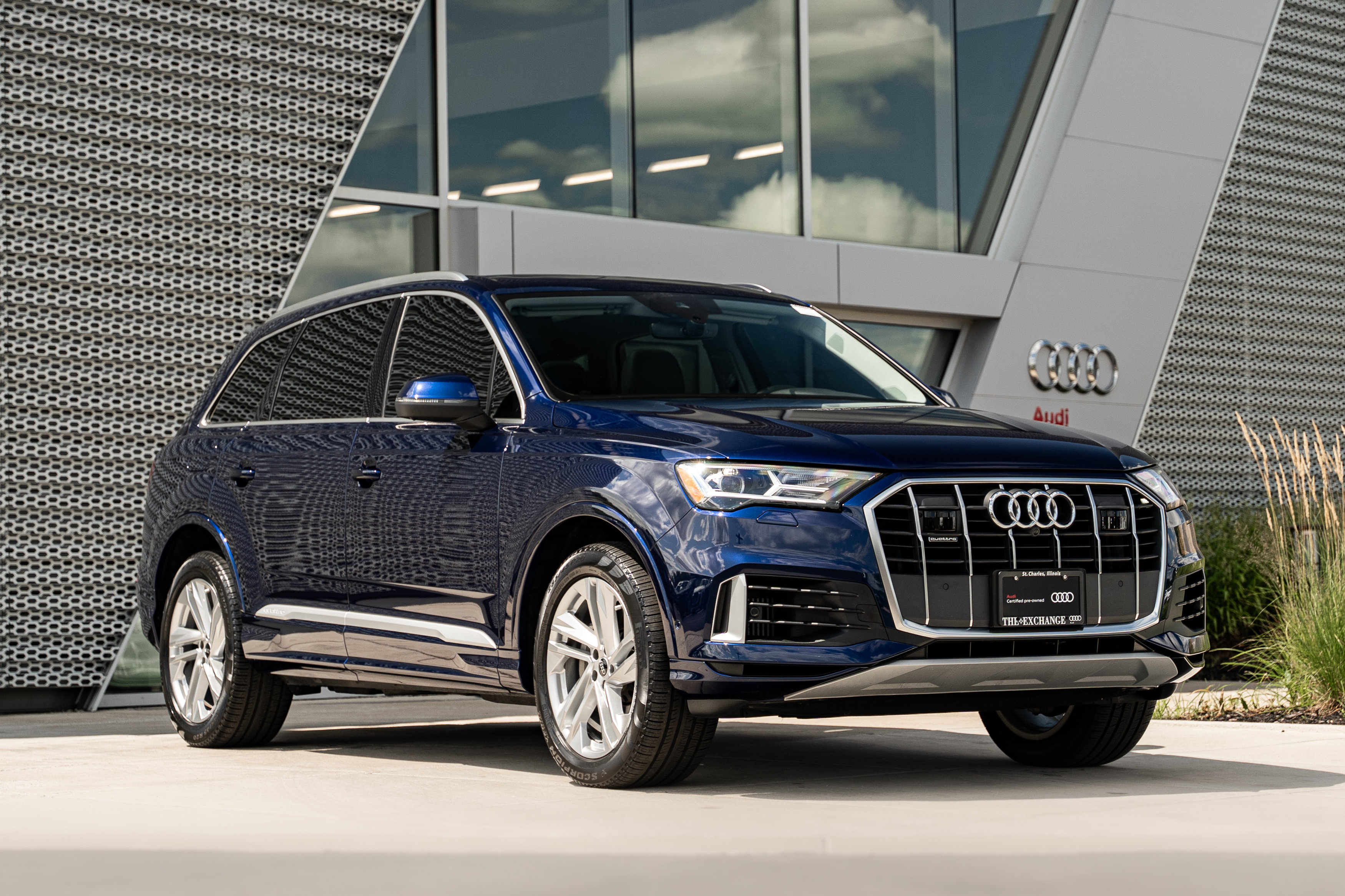 Certified 2022 Audi Q7 2.0T Premium AWD/4WD image 1