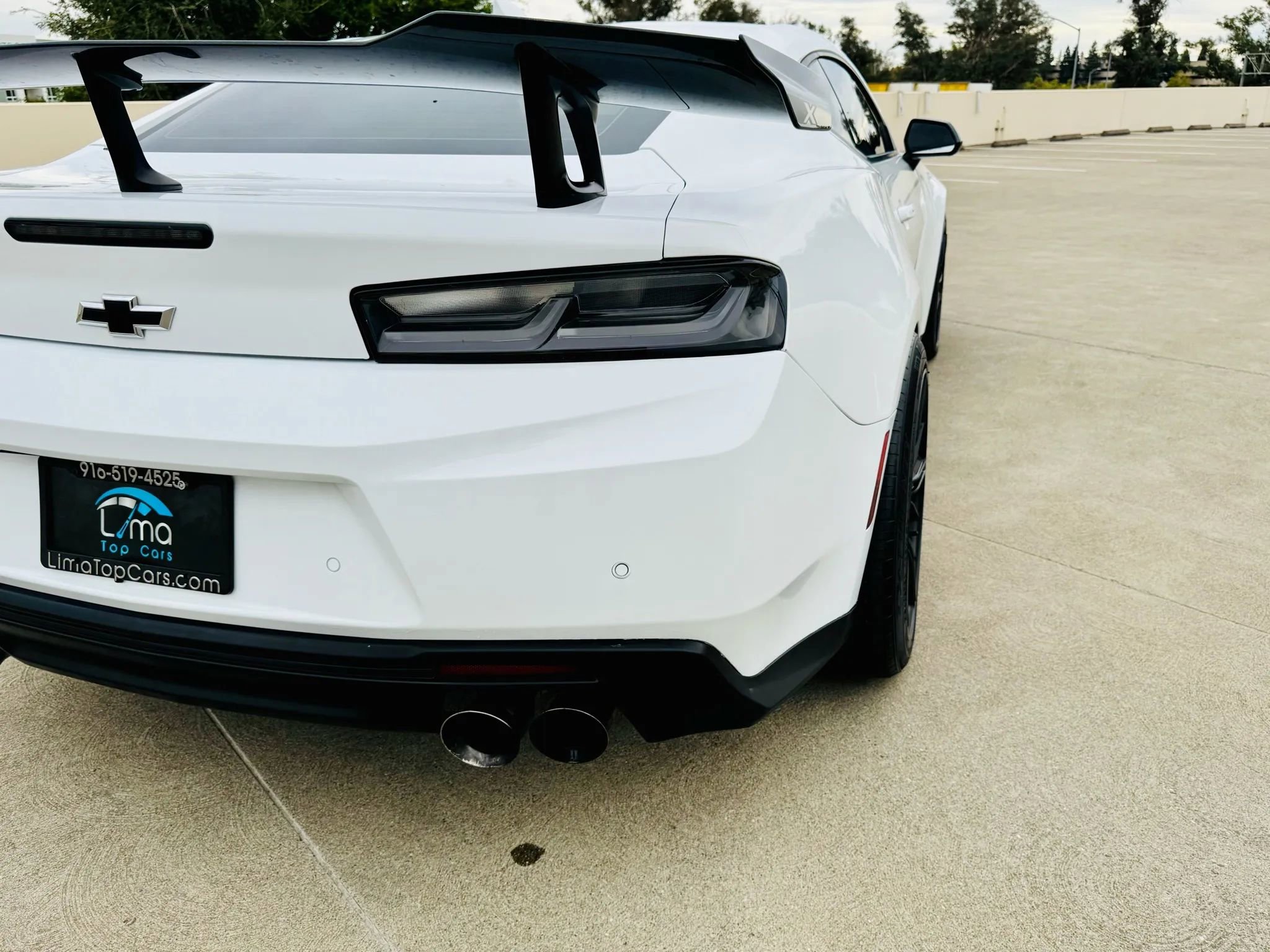 Used 2018 Chevrolet Camaro ZL1 image 14
