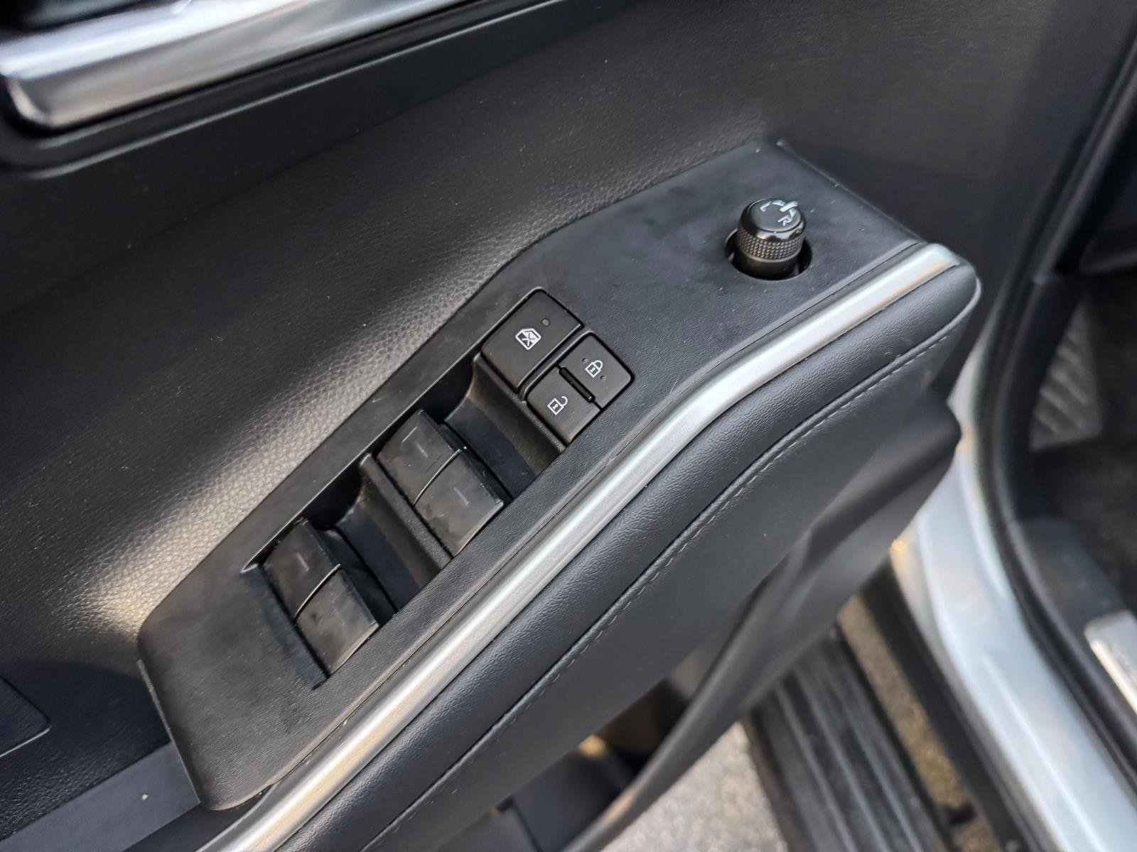 Certified 2024 Toyota Highlander XSE image 25