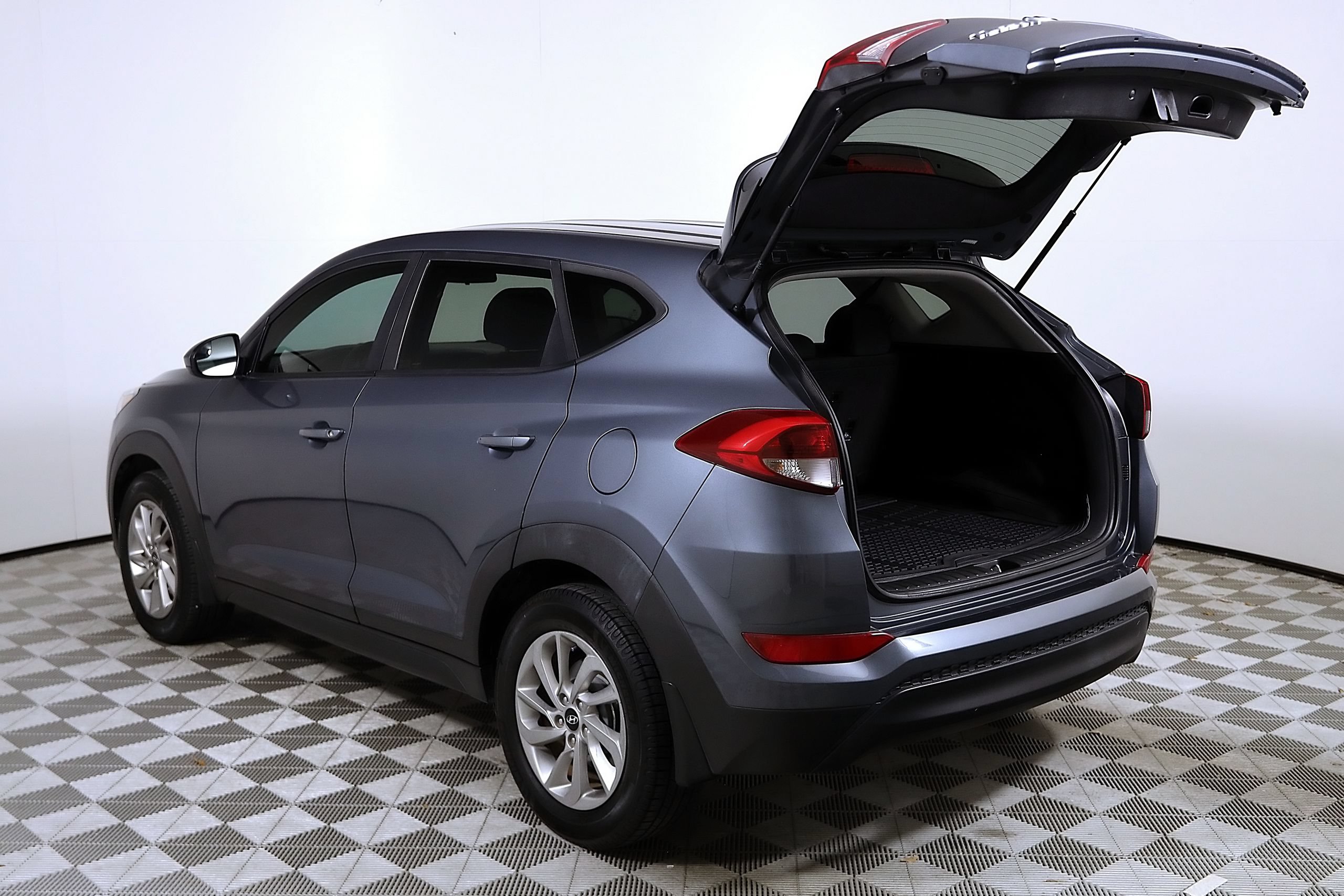 Used 2017 Hyundai Tucson SE FWD image 9
