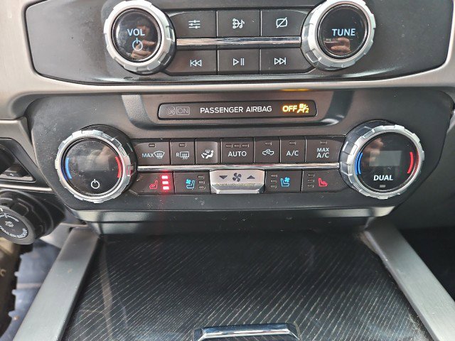 Used 2022 Ford F250 Platinum image 16