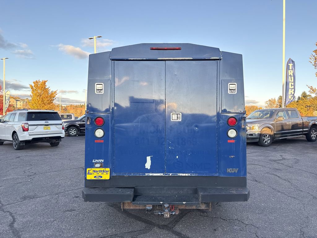 Used 2013 Ford E-350 and Econoline 350 Super Duty w/ Class I Trailer Tow Pkg image 7