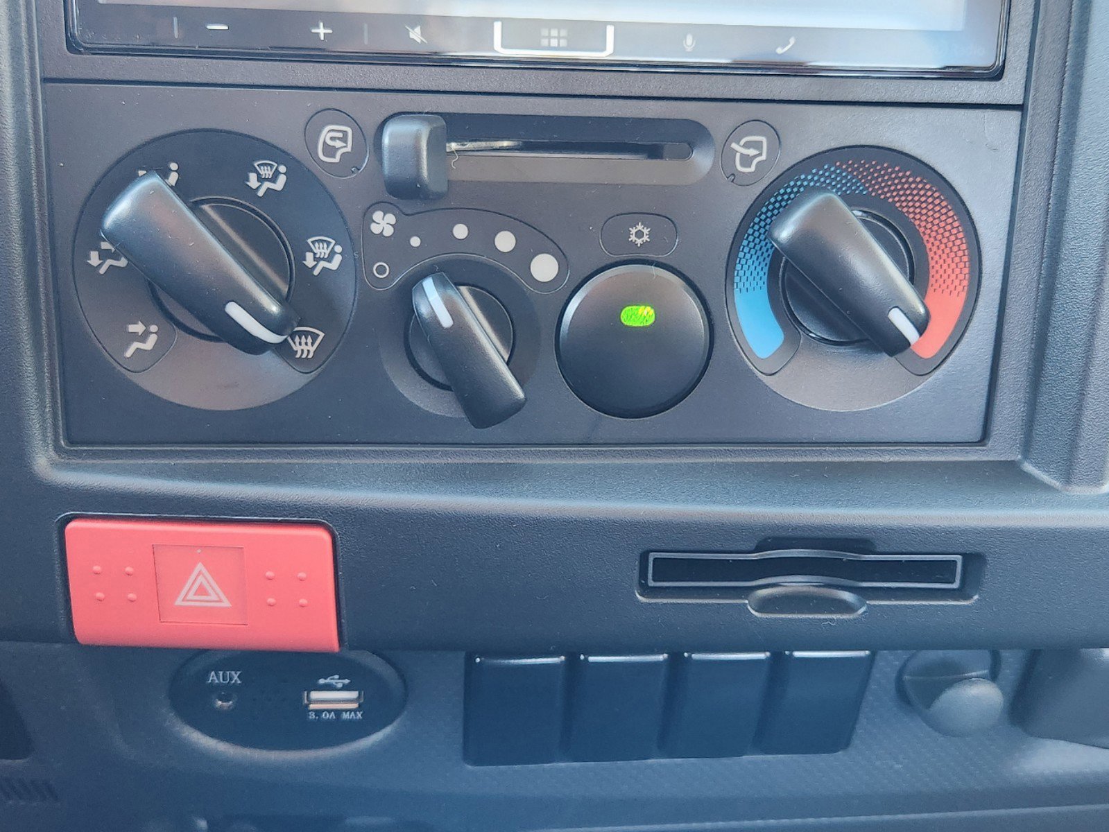 New 2024 Chevrolet Low Cab Forward image 18