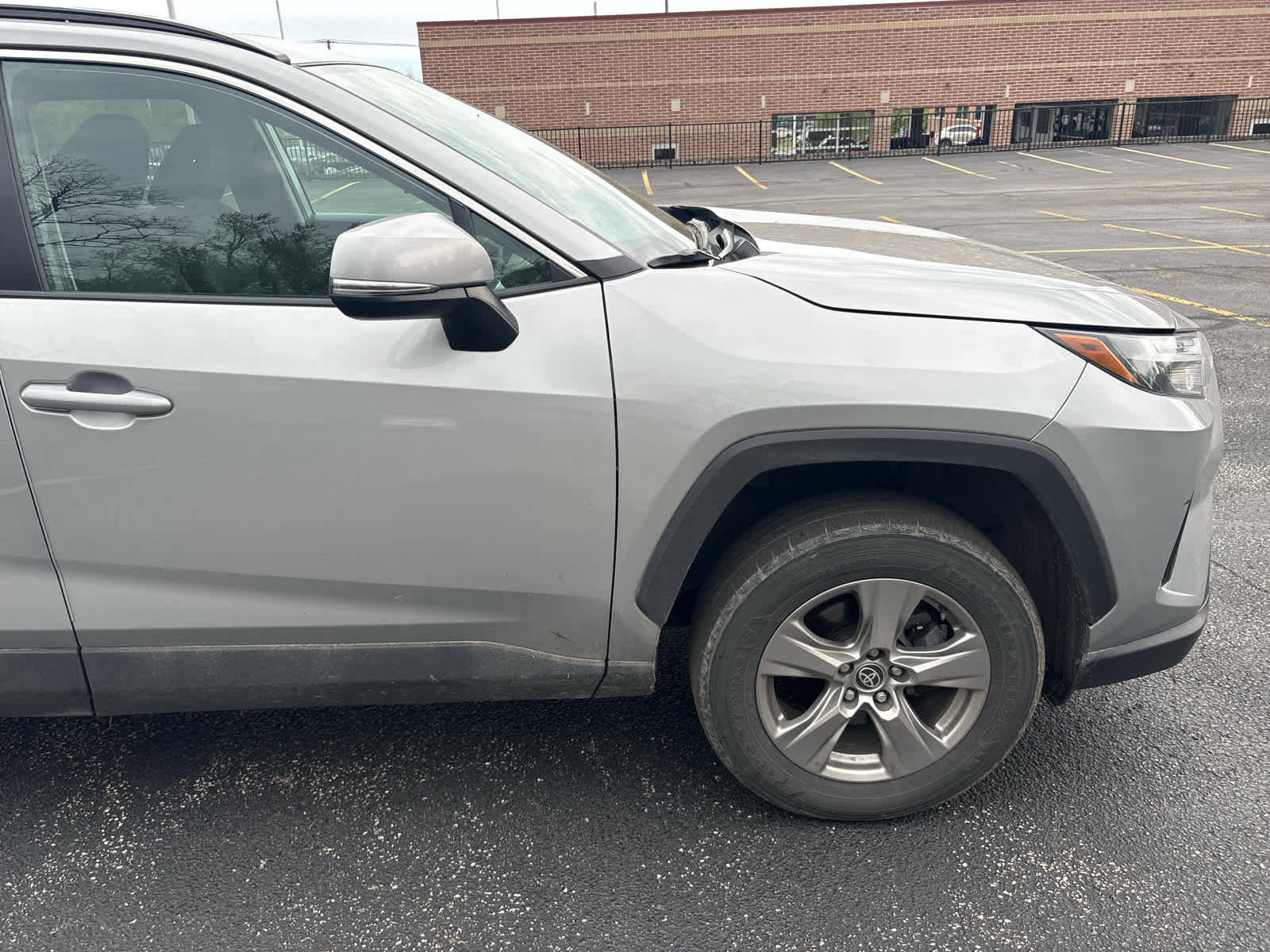 Used 2023 Toyota RAV4 XLE w/ Convenience Package image 12