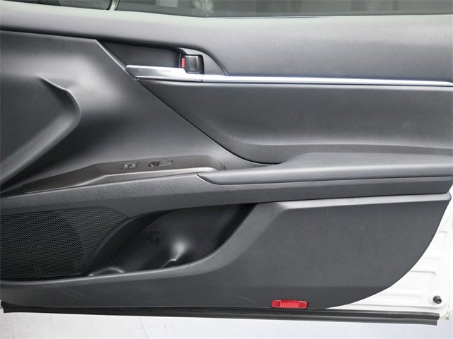 Used 2024 Toyota Camry SE image 27