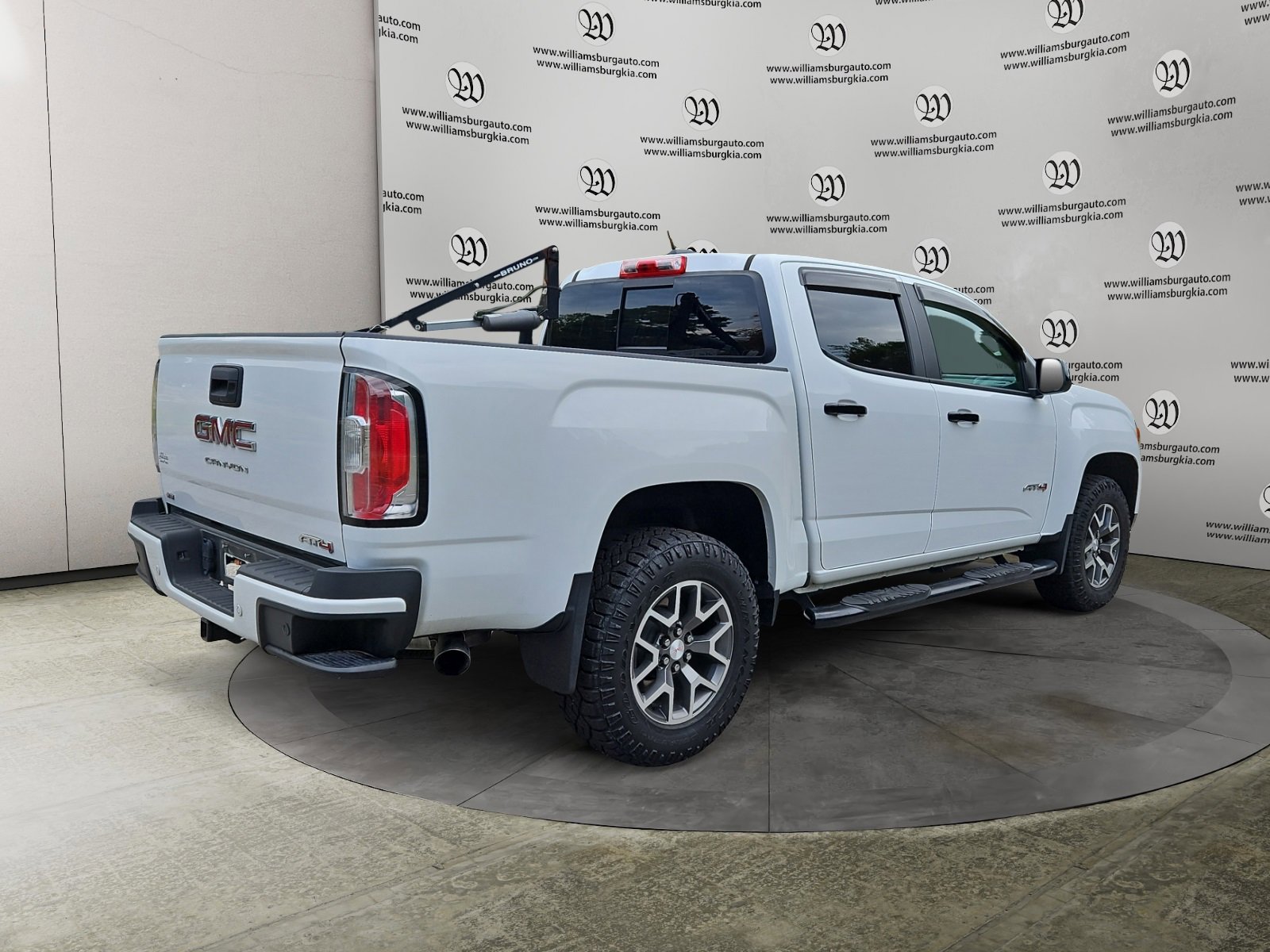 Used 2021 GMC Canyon AT4 image 5