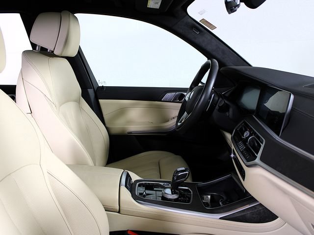 Used 2022 BMW X7 xDrive40i w/ Executive Package AWD/4WD image 28