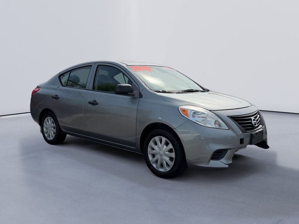 Used 2012 Nissan Versa S image 1