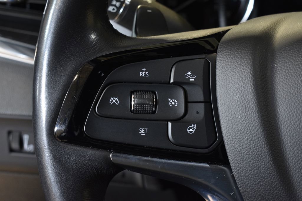 Used 2023 Buick Enclave Essence w/ Experience Buick Package image 20