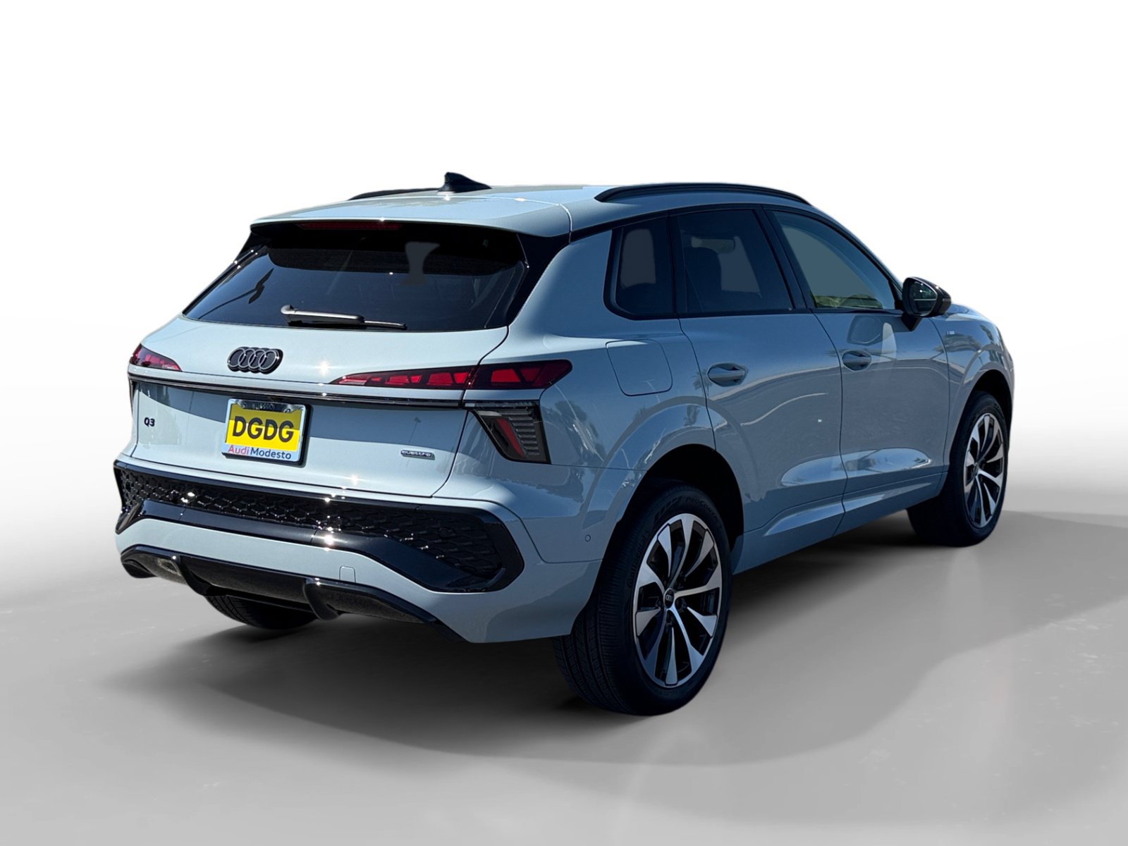 New 2026 Audi Q3 quattro 2.0T AWD/4WD image 5