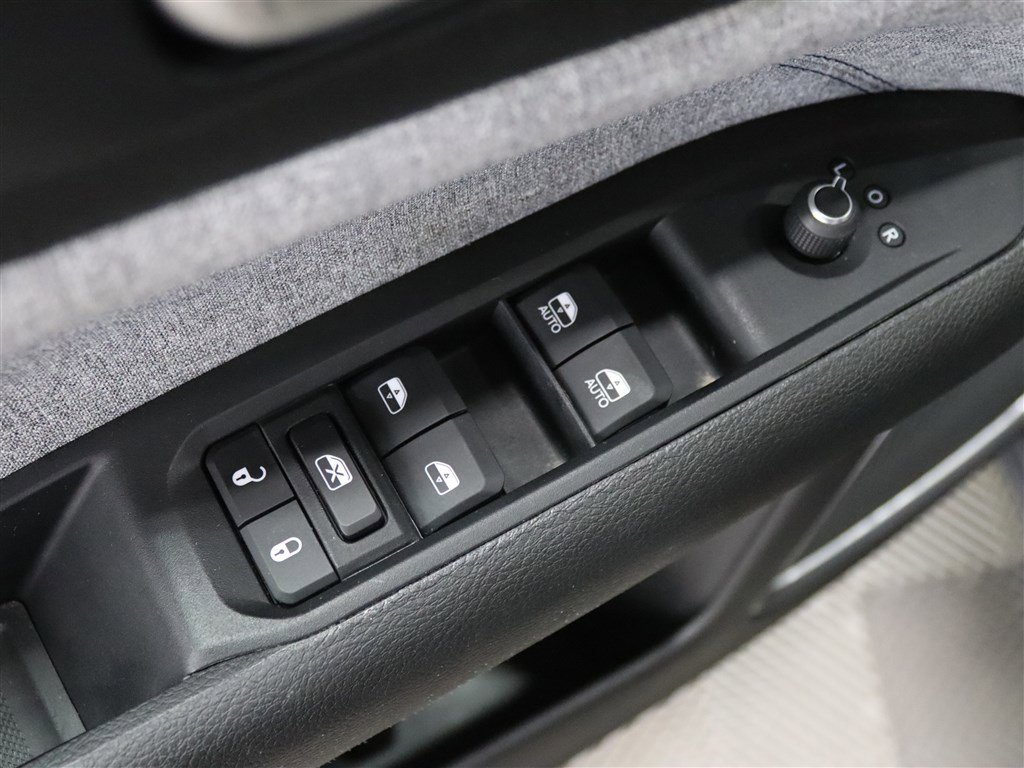 Used 2023 Jeep Compass Latitude w/ Convenience Group image 38