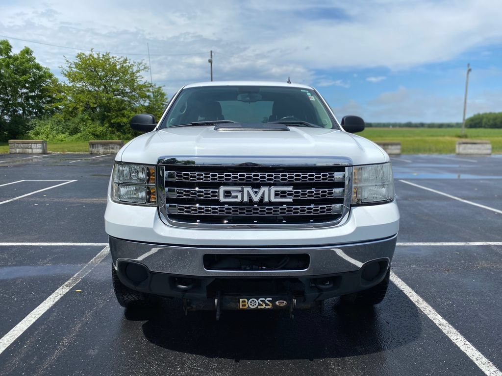 Used 2013 GMC Sierra 2500 SLE AWD/4WD image 2